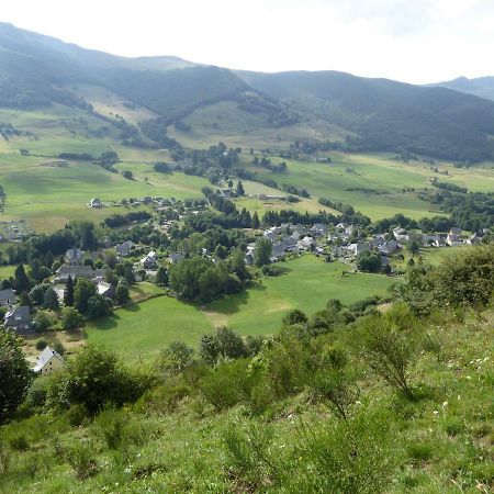 Chez Tilou Villa Le Claux Kültér fotó